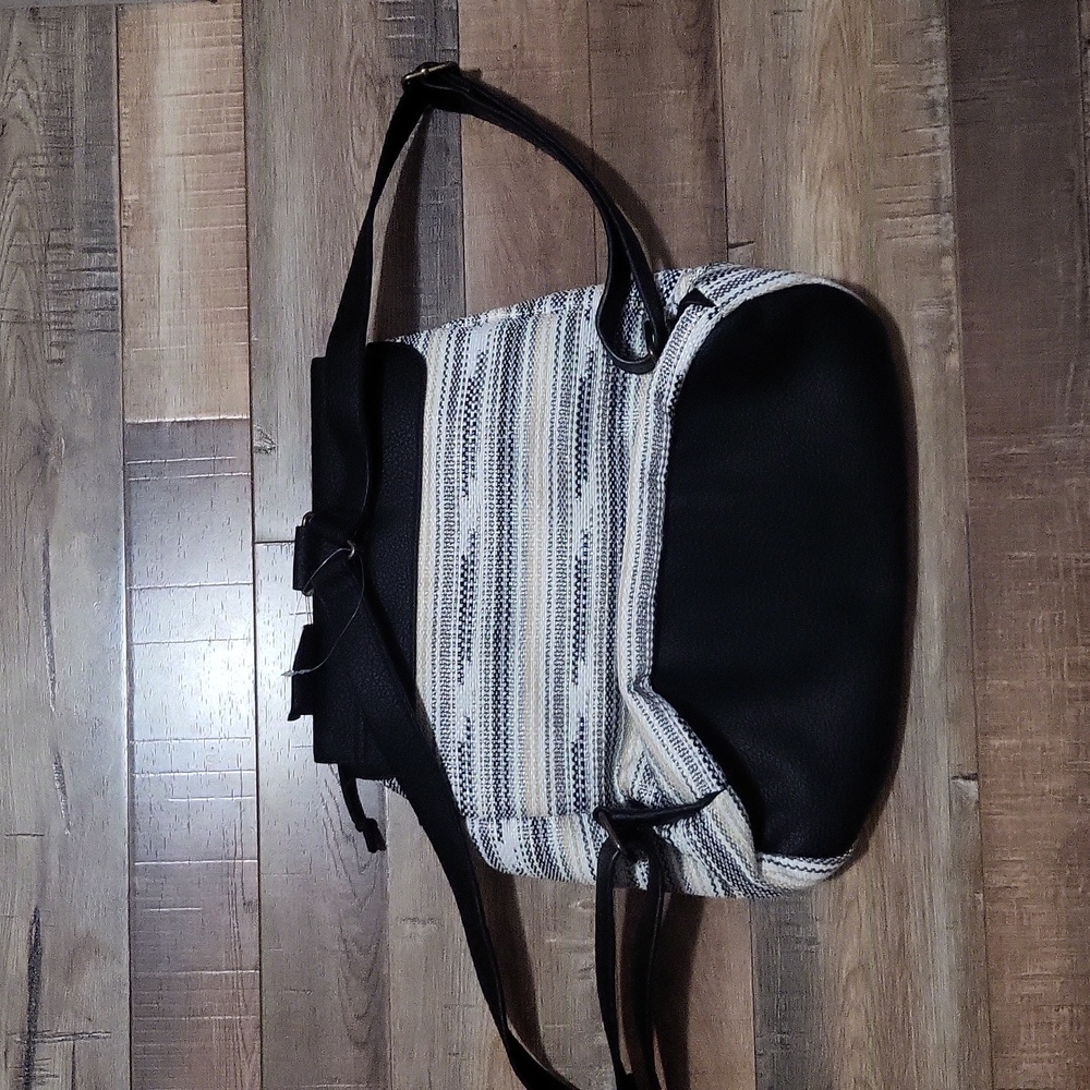 Roxy Backpack Purse NWT - image 3